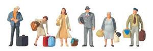 Waiting Passengers (6) British OO Scale Figure Set