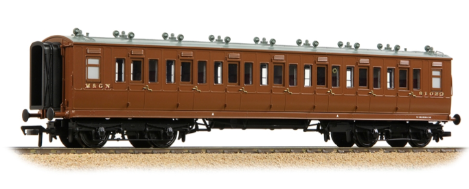 LNWR 50ft Arc Roof Third Corridor M&GN Brown No.81023