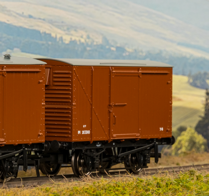 970110 12 Ton LMS D1832A Van - BR No.M203310