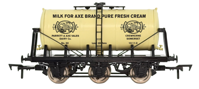 4F-031-148 6 Wheel Milk Tanker Axe Brand Cream - Weathered