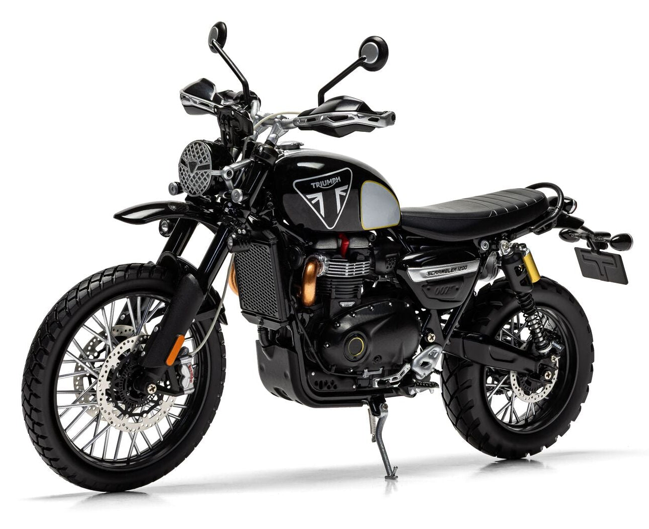 CC08402 Triumph Scrambler 1200 (Bond Edition)