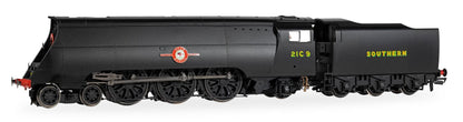 SR Merchant Navy Class 4-6-2 No.21C9 'Shaw Savill' (WWII 80th Anniversary Collection) Steam Locomotive