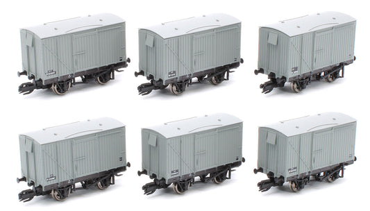 TTR61302 TT:120 Ex-LMS 9ft Wheelbase Unfitted BR Grey Vans - Pack of 6