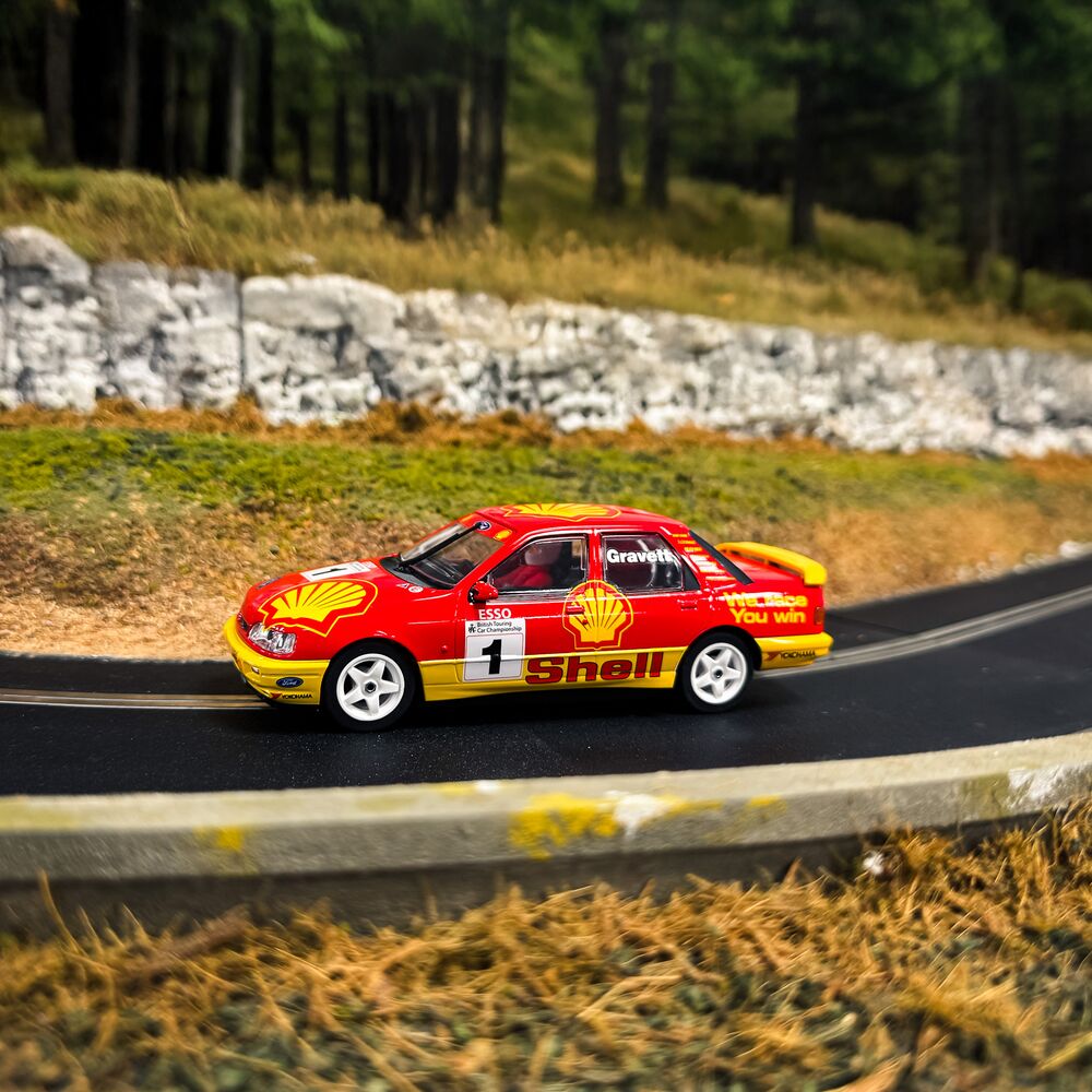 C4632 Ford Sierra Sapphire - BTCC 1990 - Rob Gravett