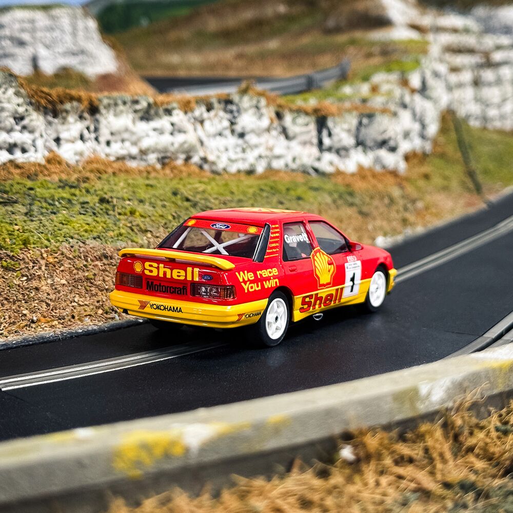 C4632 Ford Sierra Sapphire - BTCC 1990 - Rob Gravett