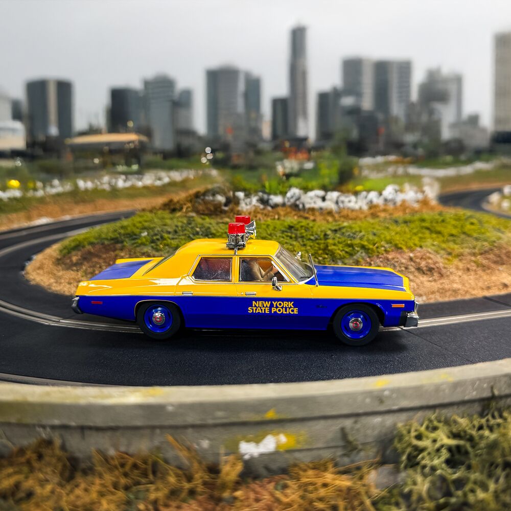 C4636 Dodge Monaco NY State Police