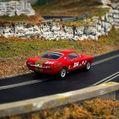 C4658 Shelby GT350H - Red and Gold