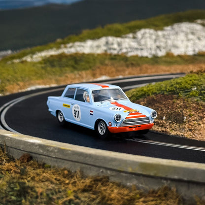 C4669 Ford Lotus Cortina - Gulf Edition