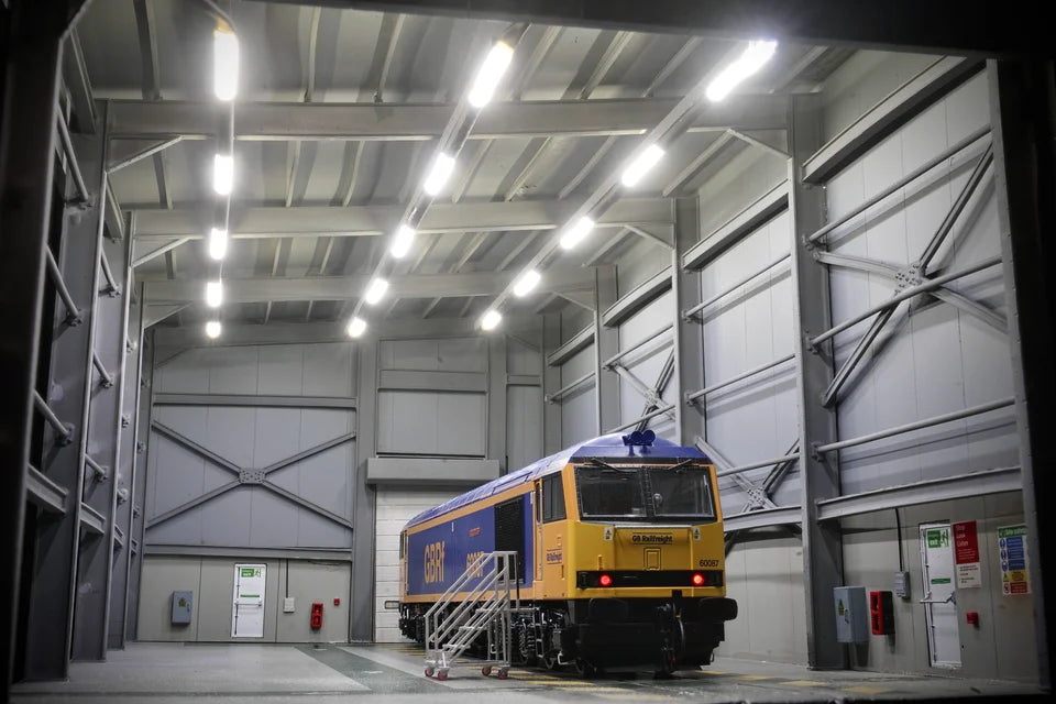 OO Gauge Fire Escape Doors (Pack of 5) - Unpainted Model Kit