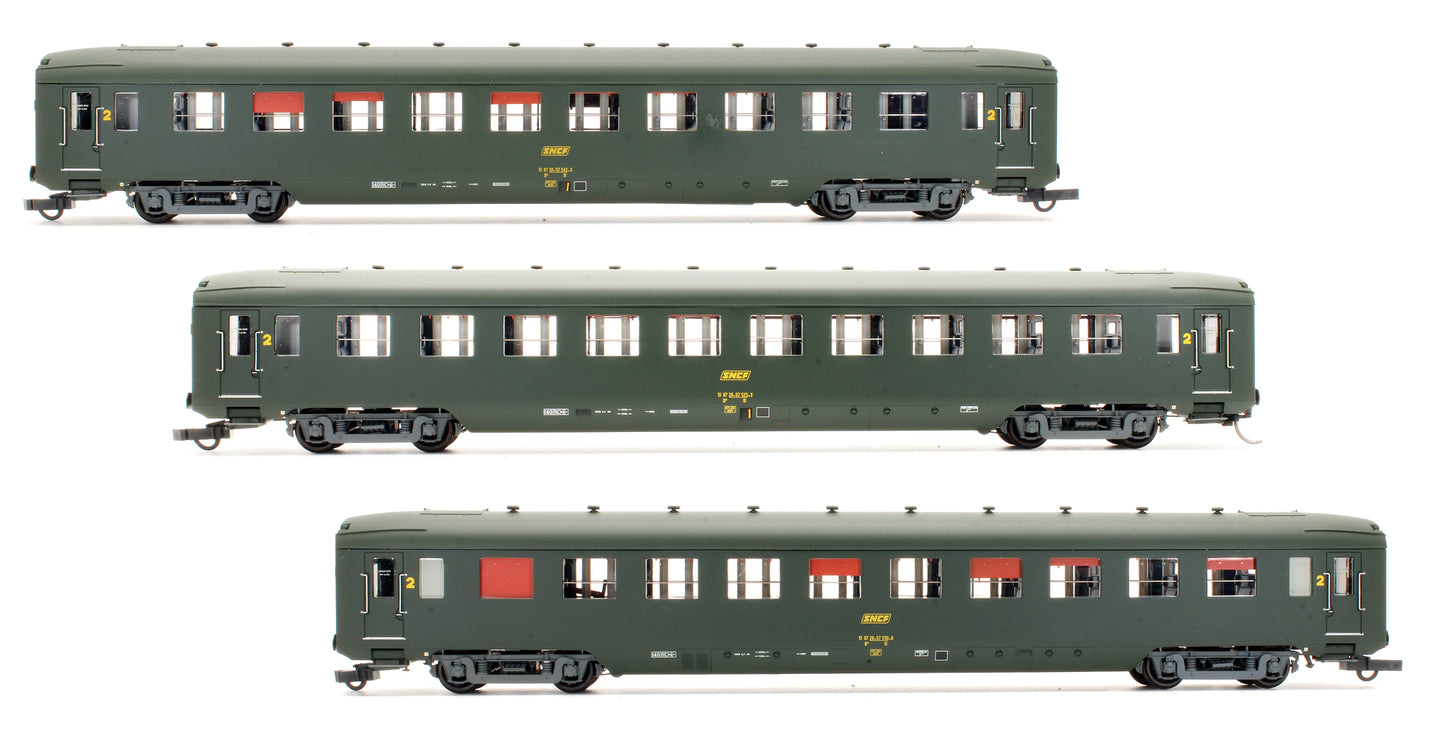 Pre-Owned Set of 3 SNCF Passenger Coaches