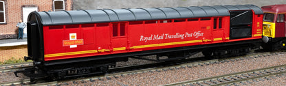 R40568 RailRoad Royal Mail TPO Coach 80331 - with working TPO catcher