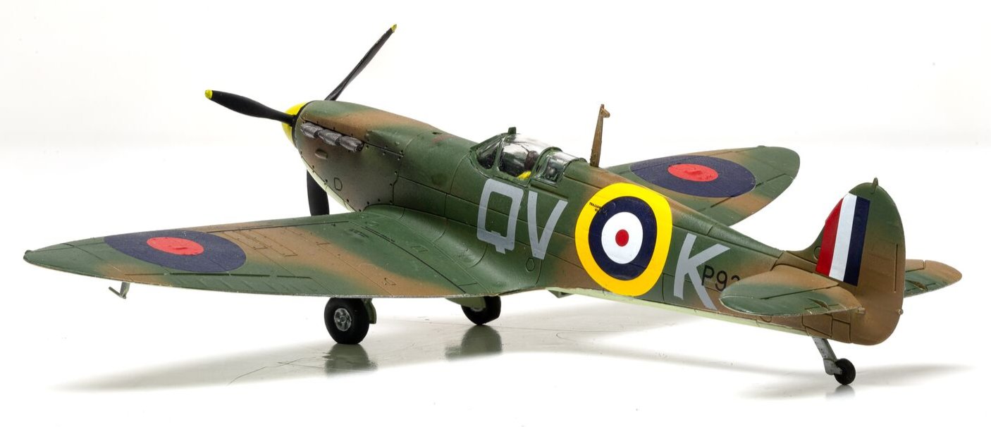 Supermarine Spitfire Mk.Ia Model Kit