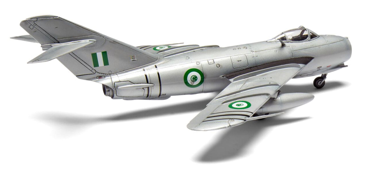 Mikoyan-Gurevich MiG-17F 'Fresco' Model Kit