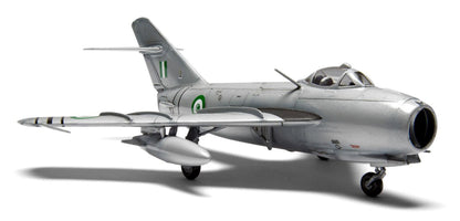 Mikoyan-Gurevich MiG-17F 'Fresco' Model Kit