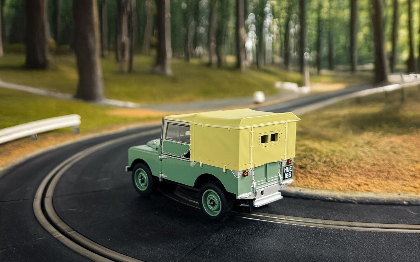 Land Rover Series 1 - HUE166