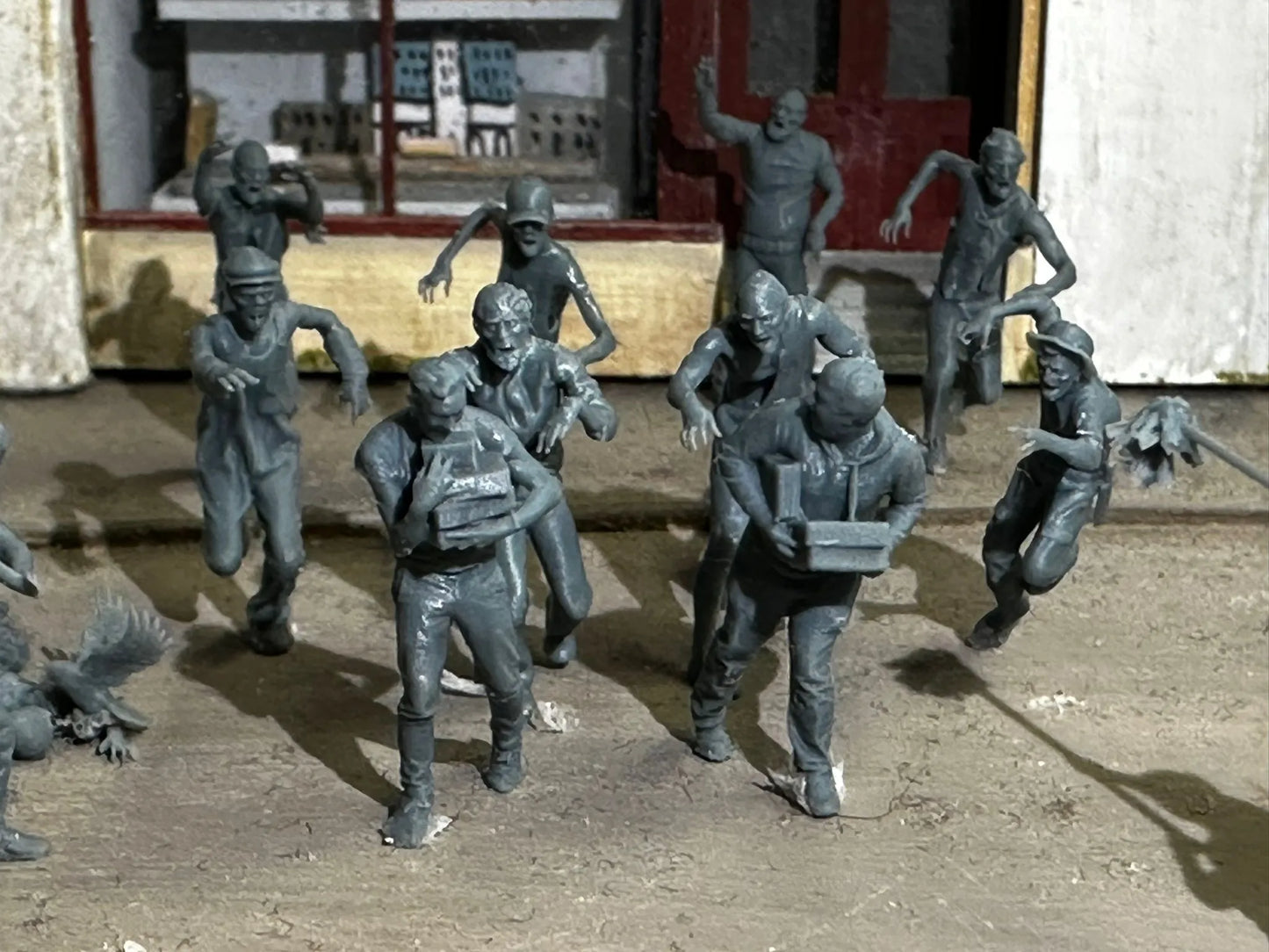 OO Gauge - Halloween Zombie Pack 2