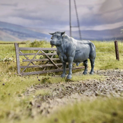 OO Gauge Pets, Wildlife & Livestock - Bull with Horns