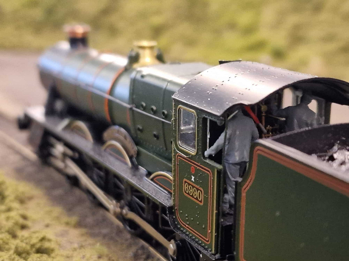 OO Gauge Loco Specific Crew - GWR Hall Crew Pack