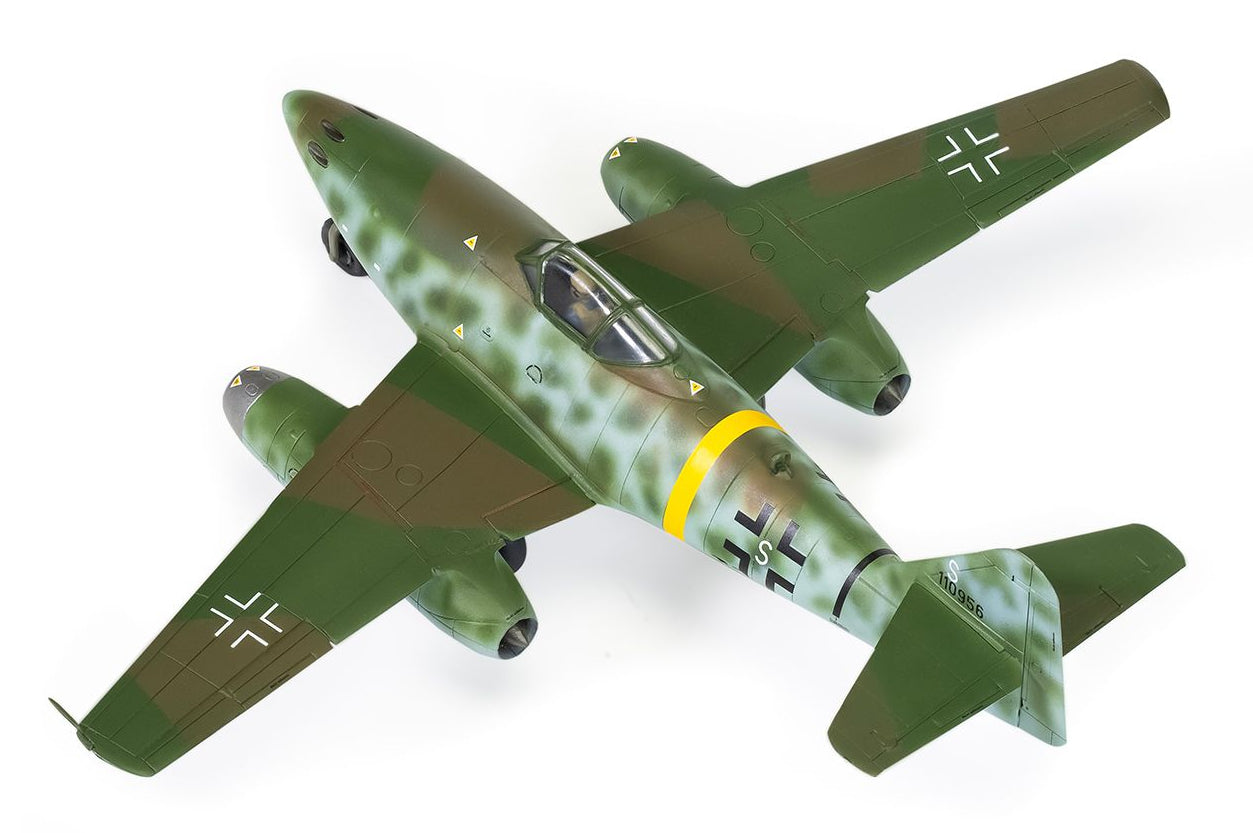 Messerschmitt Me262A-1a/2a Model Kit