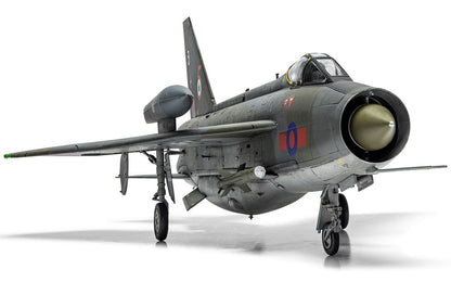 A09178A English Electric Lightning F.6 Model Kit