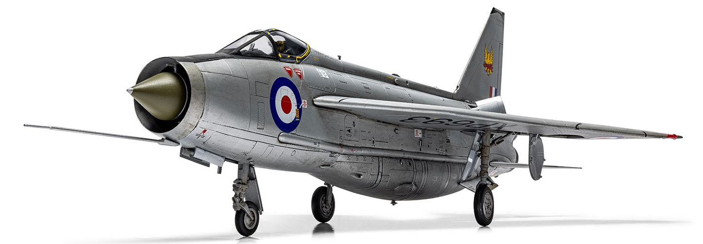 A09178A English Electric Lightning F.6 Model Kit