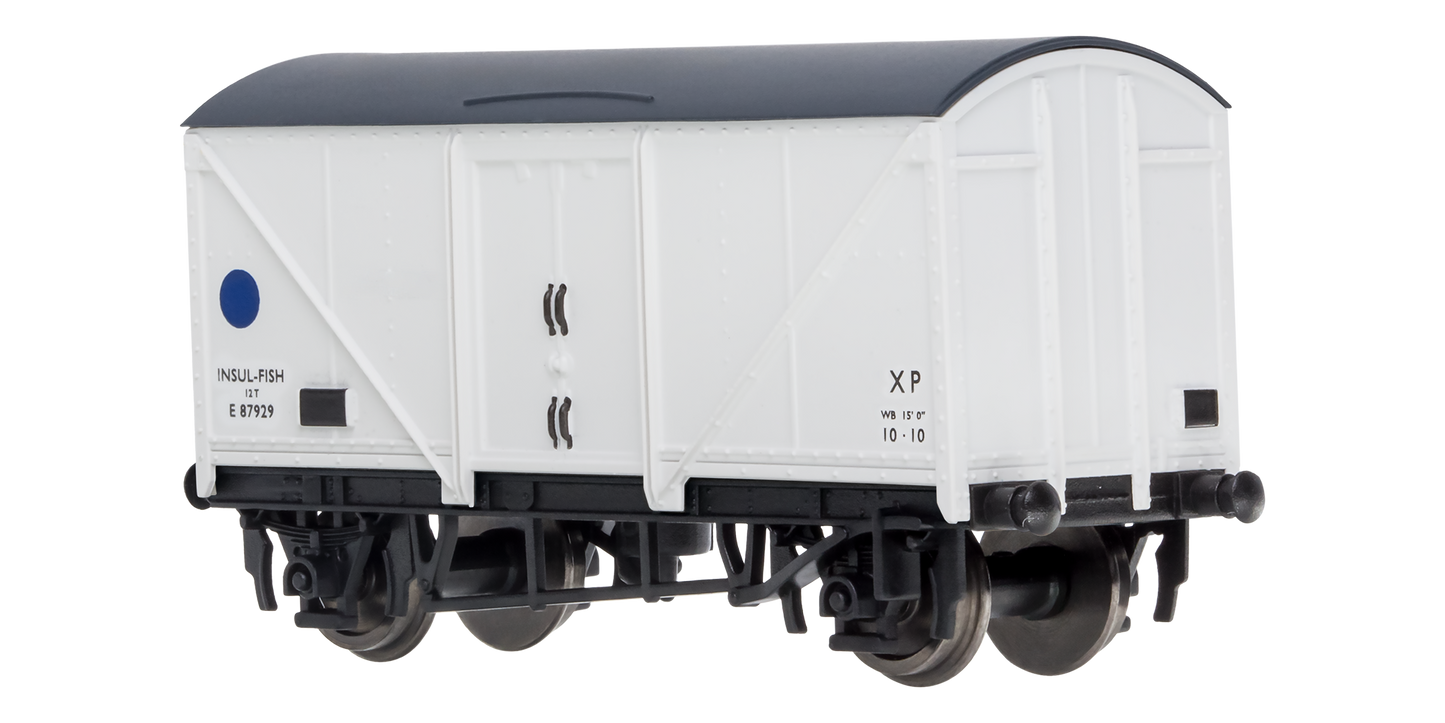 2F-019-010 Blue Spot Fish Van White E87929