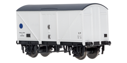 2F-019-010 Blue Spot Fish Van White E87929