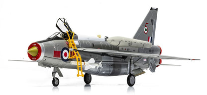 English Electric Lightning F.6 XR726/N, RAF No.5 Squadron