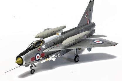 English Electric Lightning F.6 XR726/N, RAF No.5 Squadron