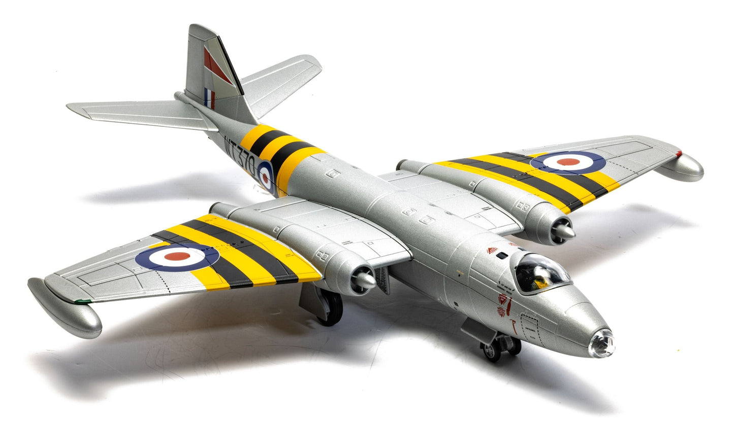 AA34711 English Electric Canberra B.6, WT370, Operation Musketeer, 1956