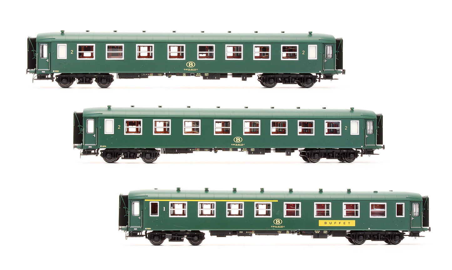 Pre-Owned Set 42 111 Set Of 3 SNCB passenger Coaches