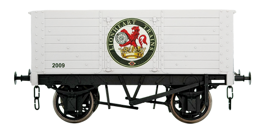 7F-072-012W 7 Plank 9' Wheelbase 2 Door Lionheart Trains Logo - Weathered