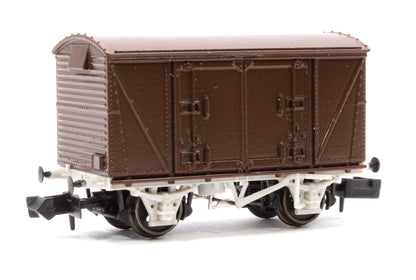 Set of 3 BR 12T Vanwide Ventilated Vans, BR Freight Brown VMV XP