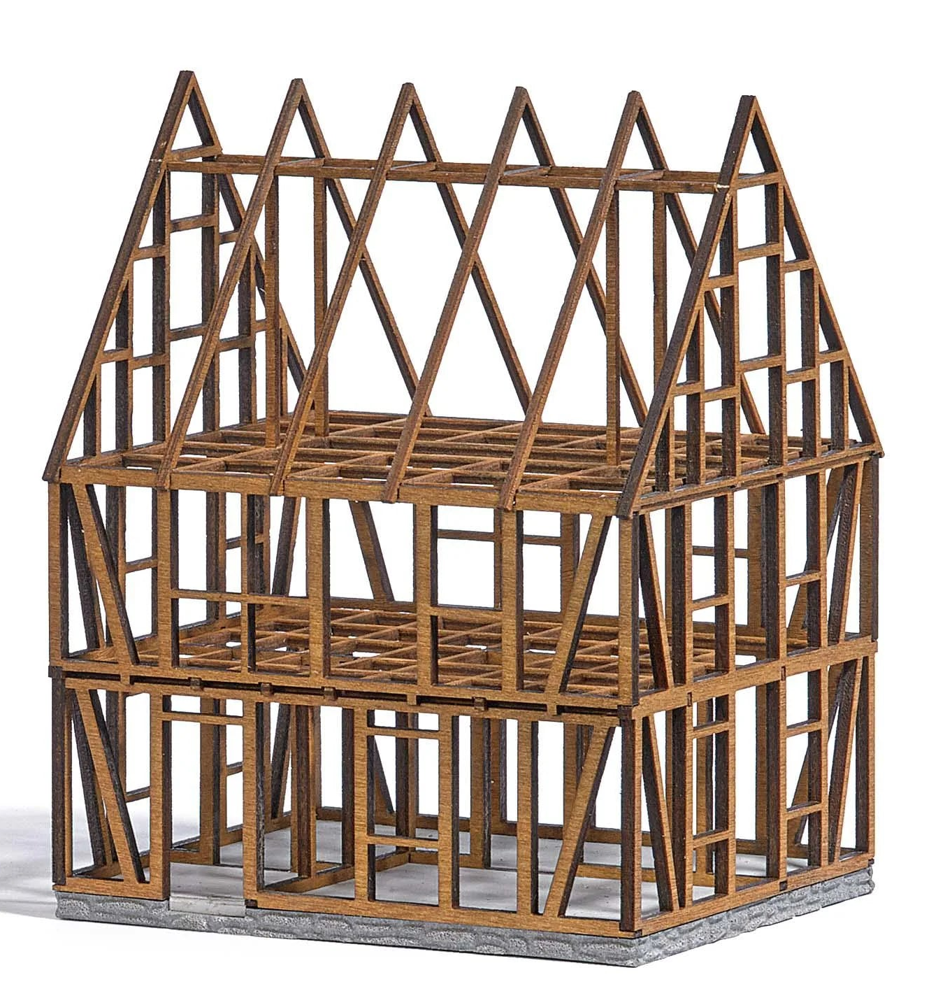 BUS1370 Half-timbered house shell