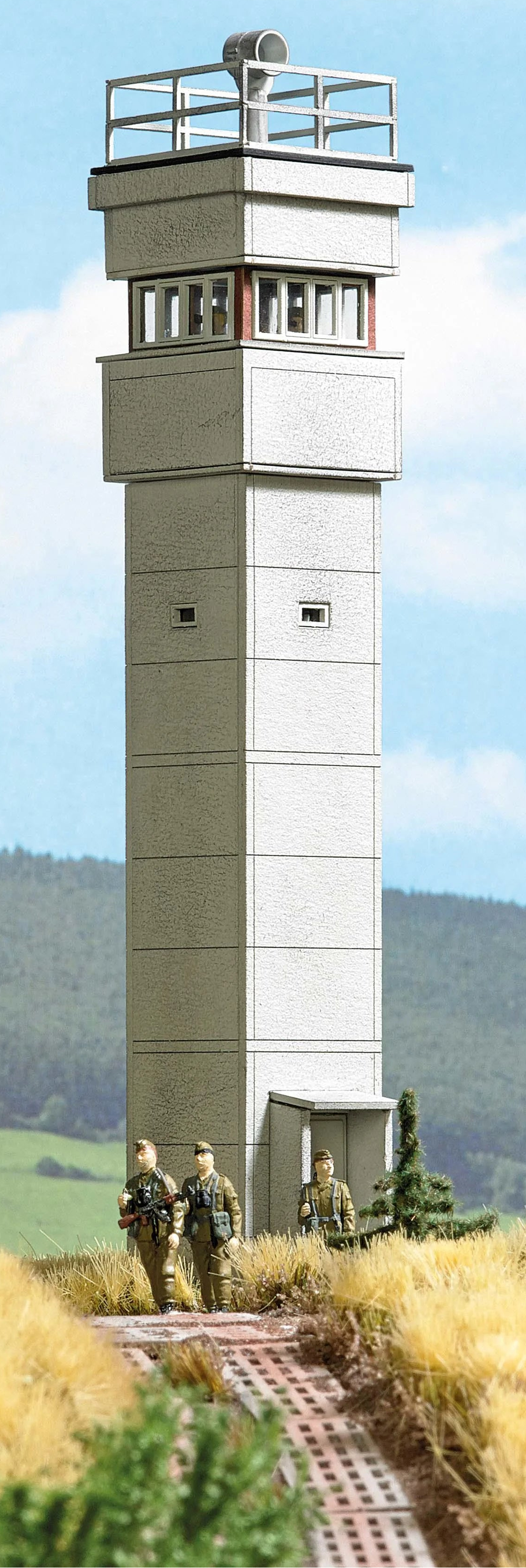 BUS1933 Watchtower BT 9