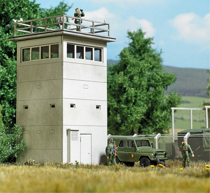 BUS1934 Watchtower BT 4x4 and command post.