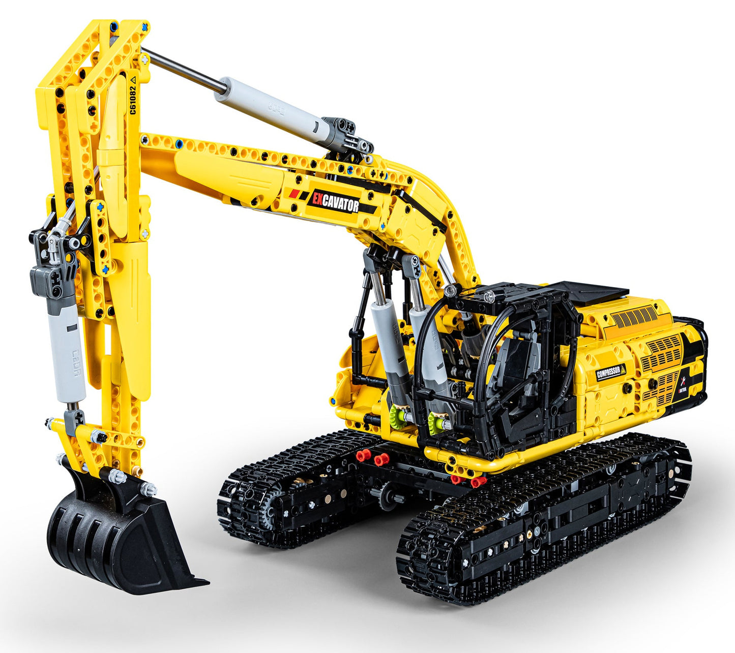 C61082W Functional Excavator - 1702 pcs