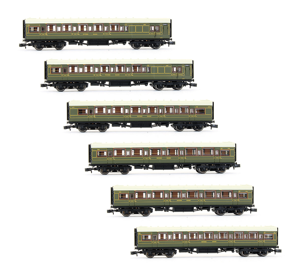 Pre-Owned Southern Maunsell High Window Lined Olive Green 6 Coach Set #456