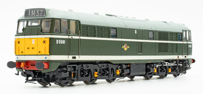ACC3375 Class 30 D5581 BR Green (with Small Yellow Panels) Diesel Locomotive