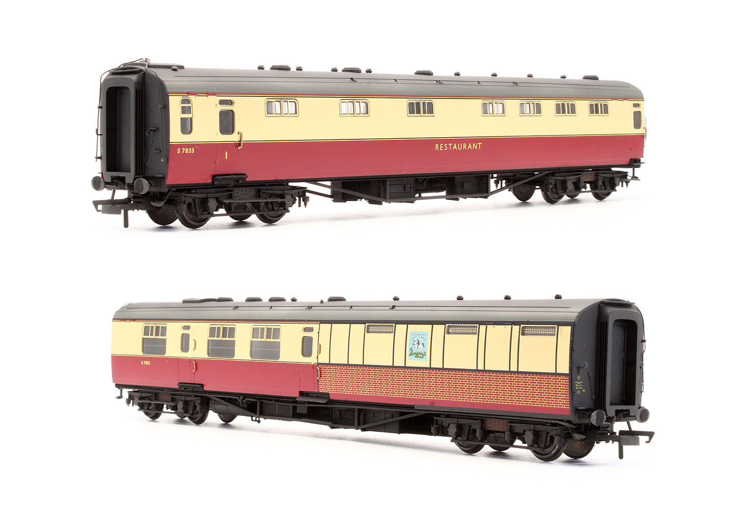 Pre-Owned R40470 BR 'Tavern' Kitchen and Buttery Car & Composite Restaurant - White Horse 7833 Twin Pack - Custom Weathered