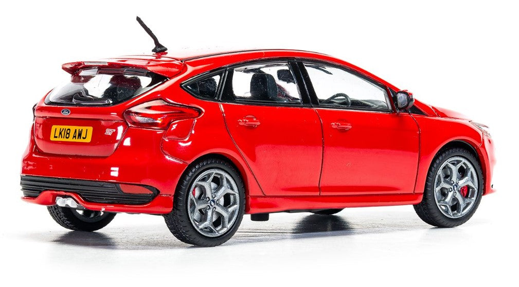 Ford Focus Mk3 ST, Race Red