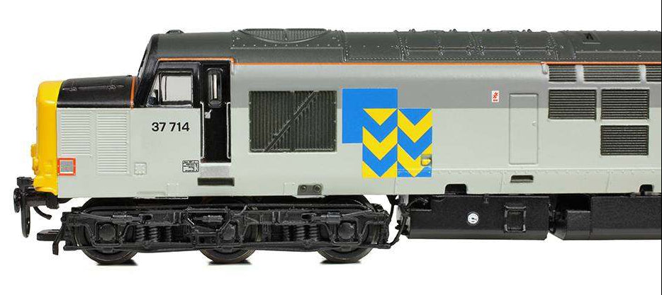 372-111 Class 37/7 37714 BR Railfreight Metals Sector Diesel Locomotive