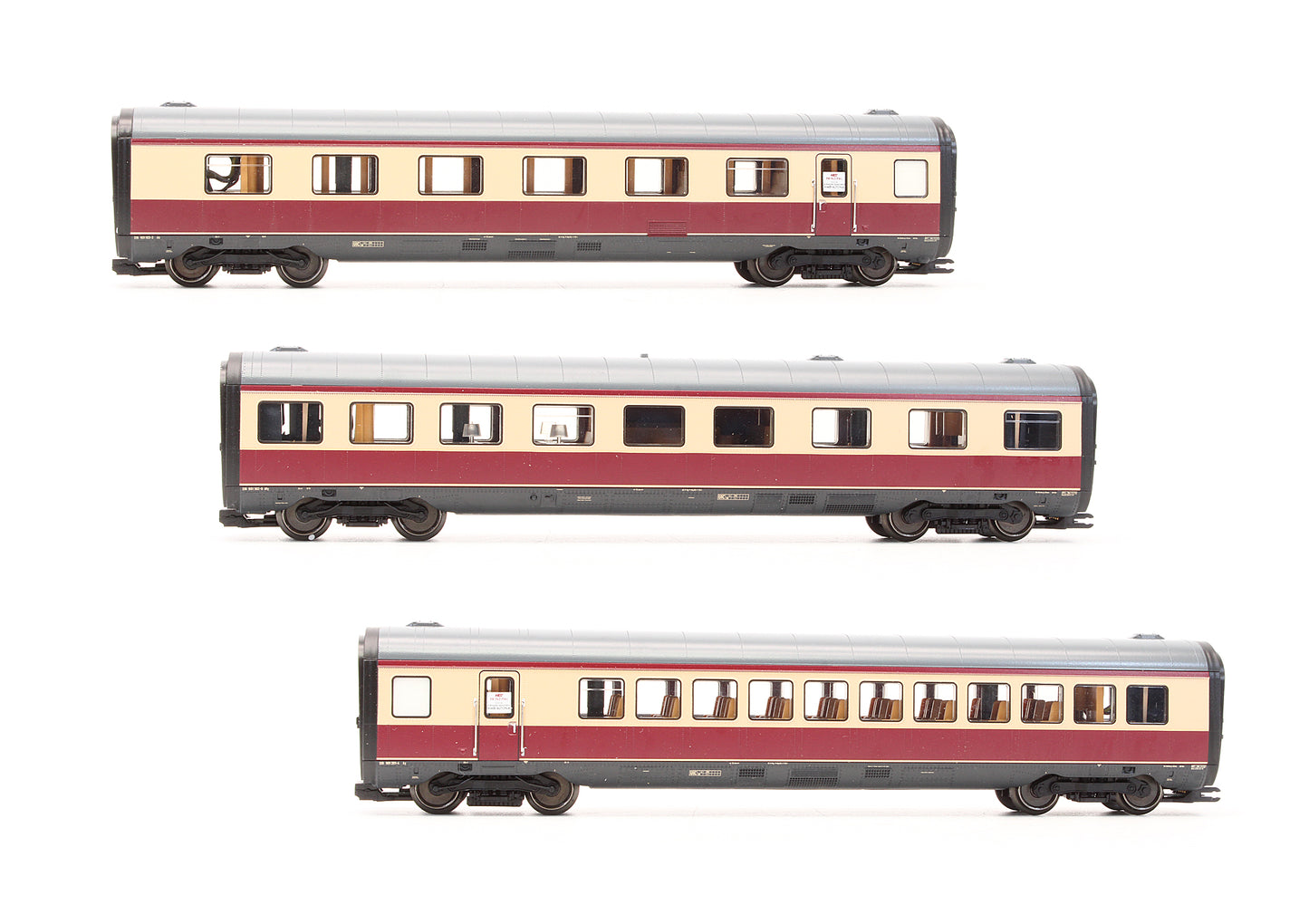 Pre-Owned 43116 DB 3 Car Add On For The Class 602 Gas Turbine Powered Rail Car