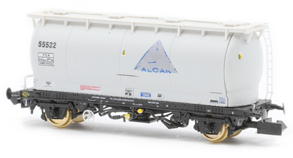 RT-PCA20-202E Pack of 4 Debranded Alcan liveried PCA tanks (with ladders). Numbers: 55532, 55533, 55539, 55542