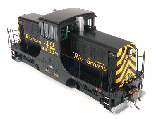 HO GE 44 Tonner (DC/Silent): Rio Grande - Black & Yellow: #38