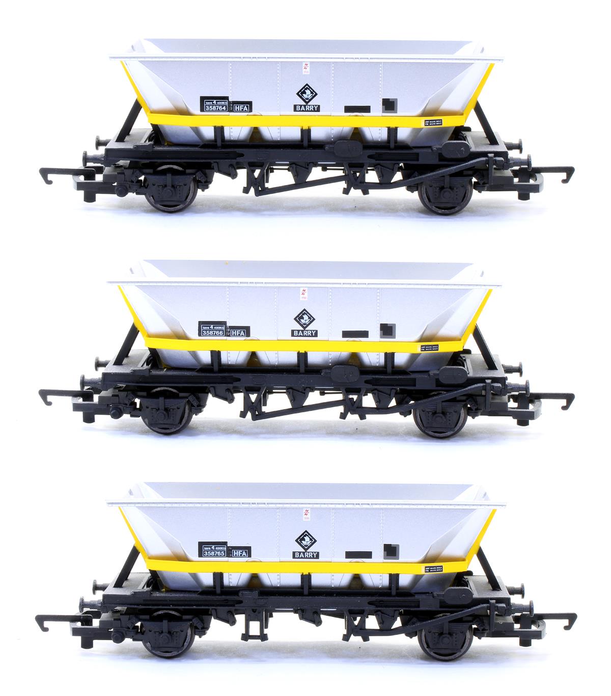 Pre-Owned R6890 HFA Hopper Wagon Triple Pack