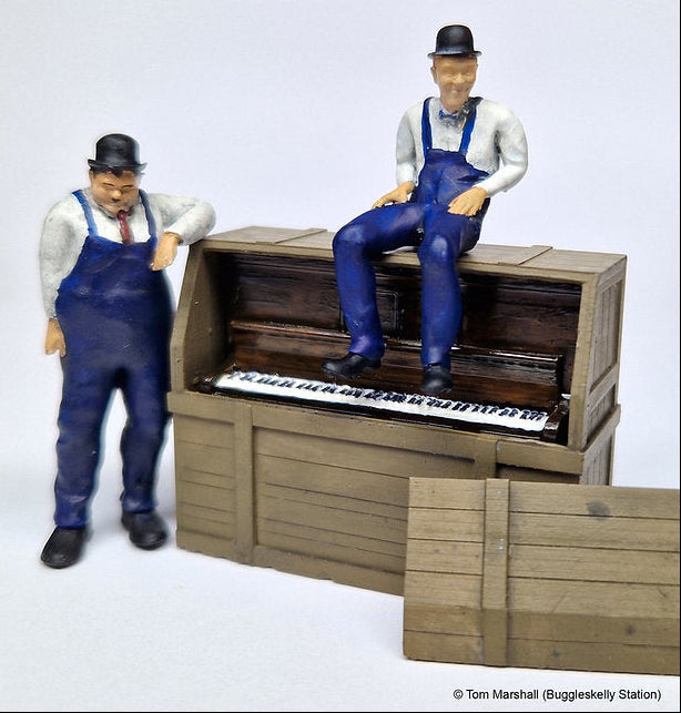 Music Box - Piano & Crate Scale Model - Model Railway/Diorama