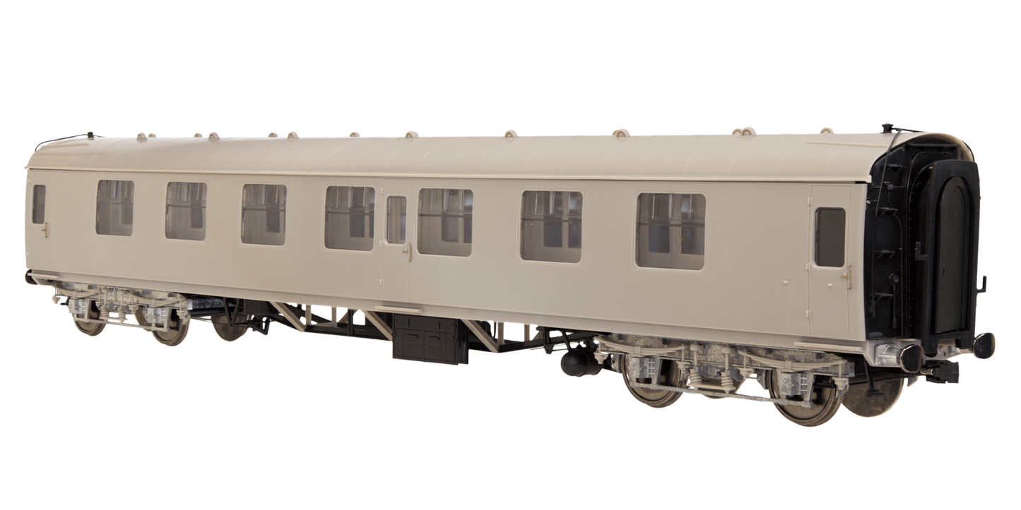 BR Mk1 Maroon FK E13113 Eastern Region - DCC Fitted