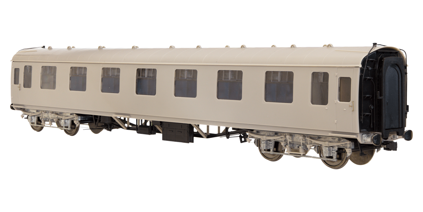 BR Mk1 Maroon FK E13113 Eastern Region - DCC Fitted