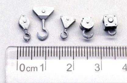 Small Crane Hooks Pulley Blocks - UNPAINTED - 1:76 OO Gauge
